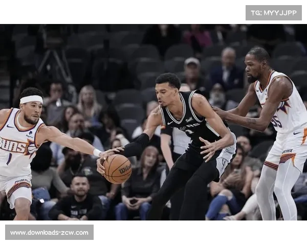 太阳111-102力克马刺，布克19分7板6助全面表现